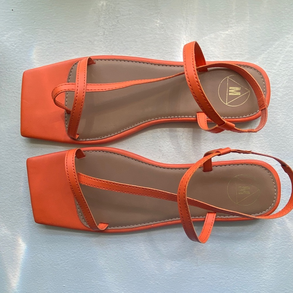 Missguided Orange Toe Post Strap Sandals size 7